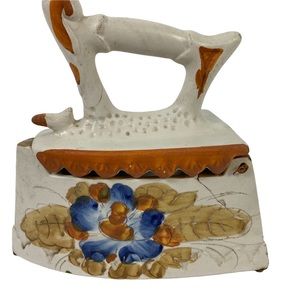 Vinatge ceramic iron ceramic trinket box decor with floral print 6” tall